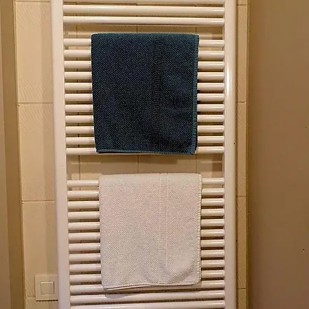 Suite 11-3